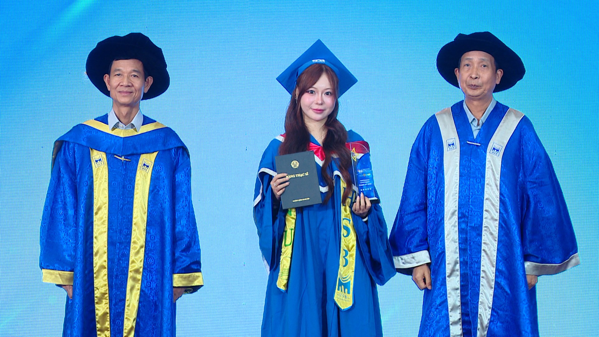 280 tân cử nhân tốt nghiệp, gần 100% đã có việc làm