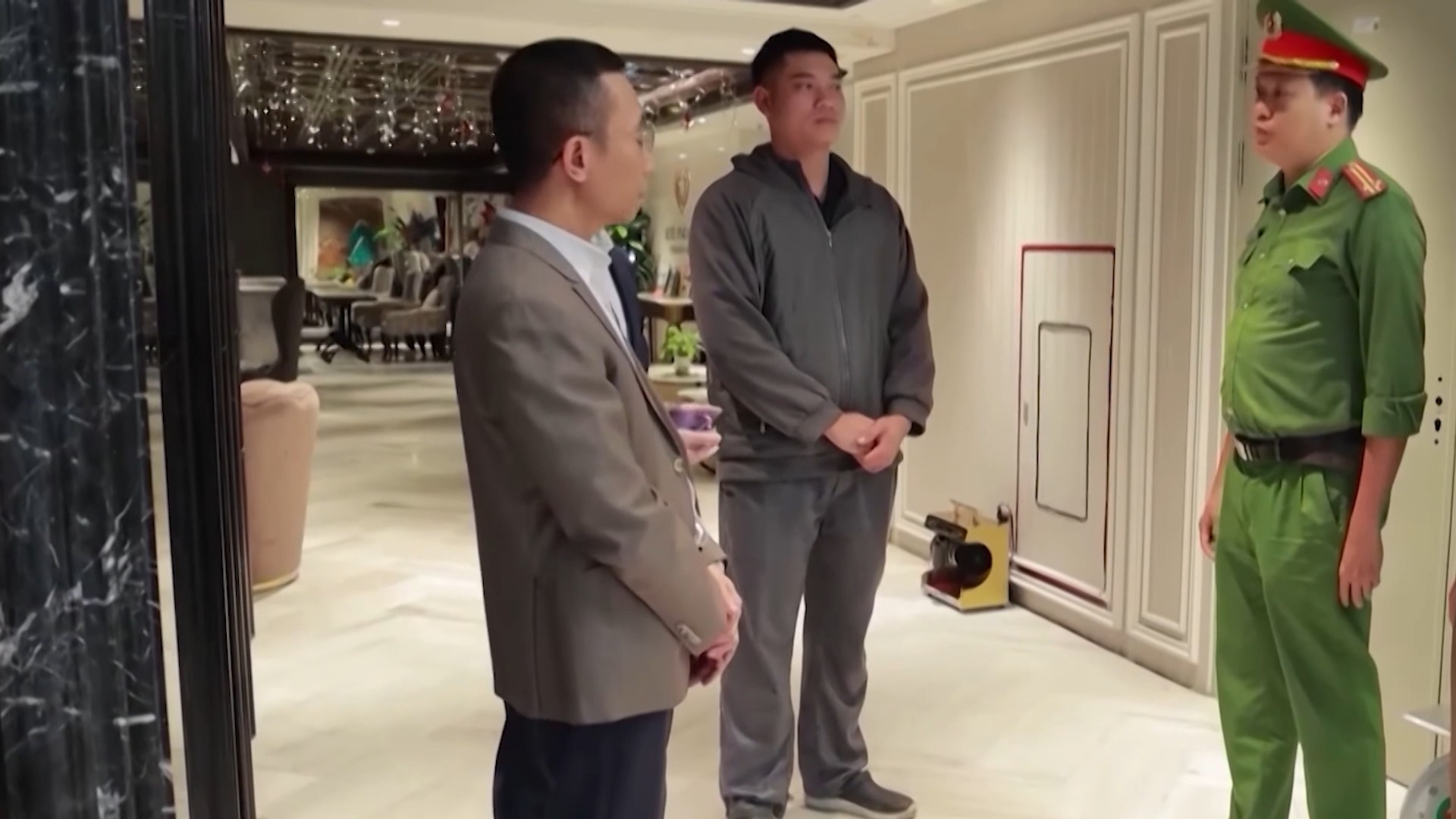 Quy định mới về khai báo tạm trú cho người nước ngoài