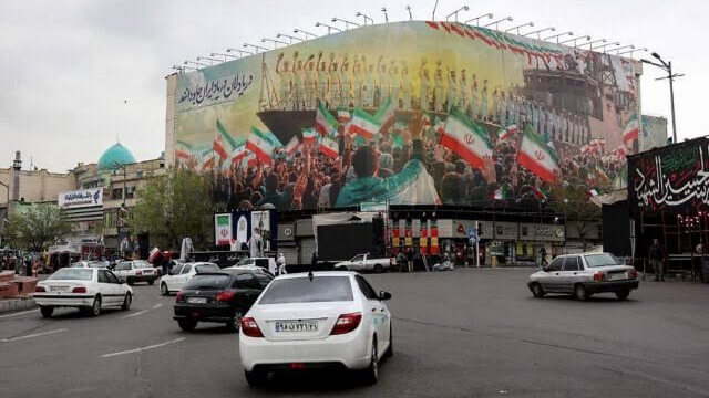Iran bác bỏ thông tin đề xuất Mỹ tạm dừng tấn công