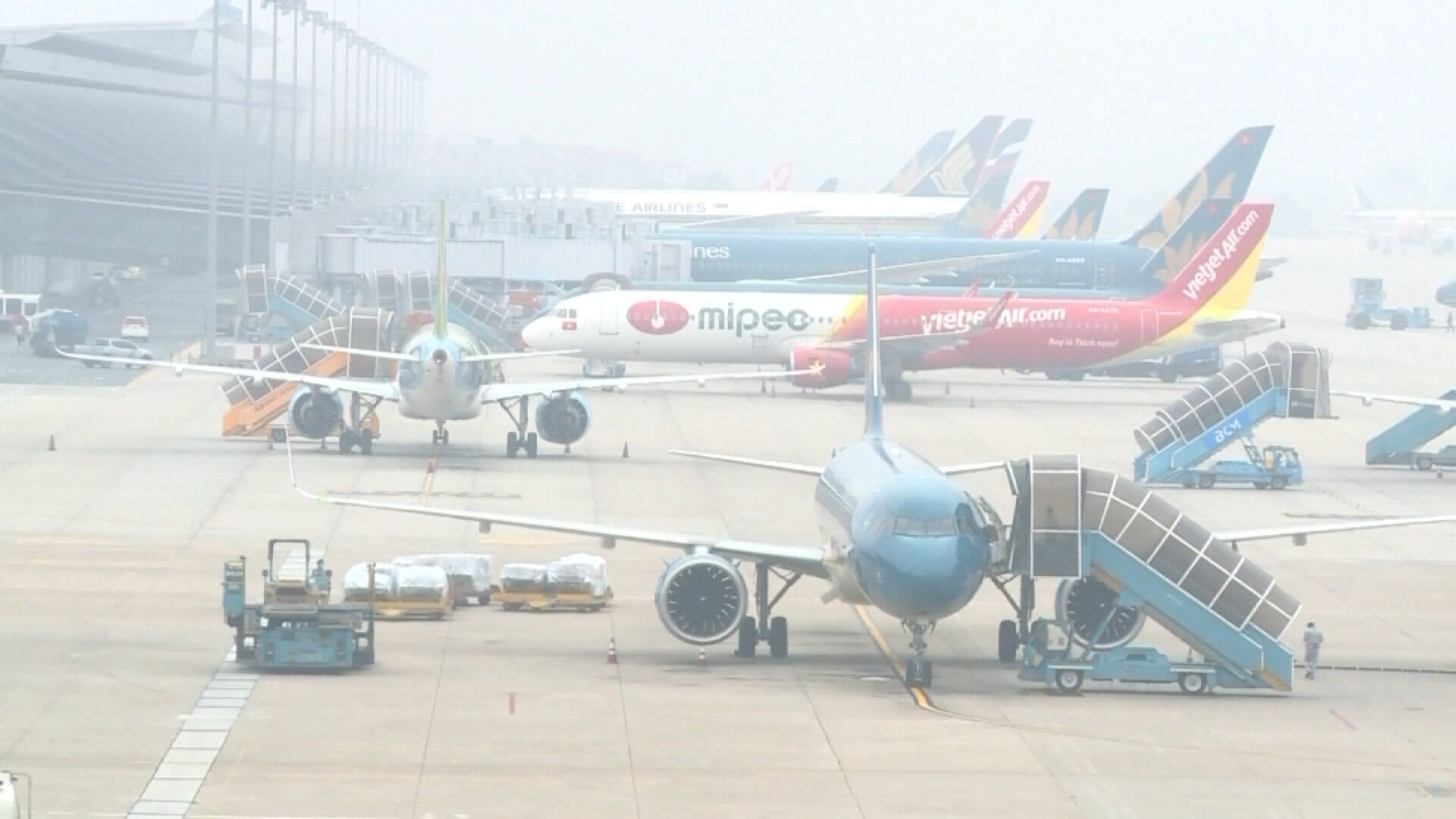 Chính thức điều chỉnh giao thông lối ra vào sân bay Nội Bài