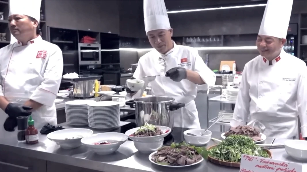 Ẩm thực Việt ghi dấu ấn tại châu Âu