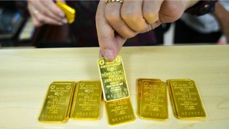 Tổng quan thị trường sáng ngày 2/8