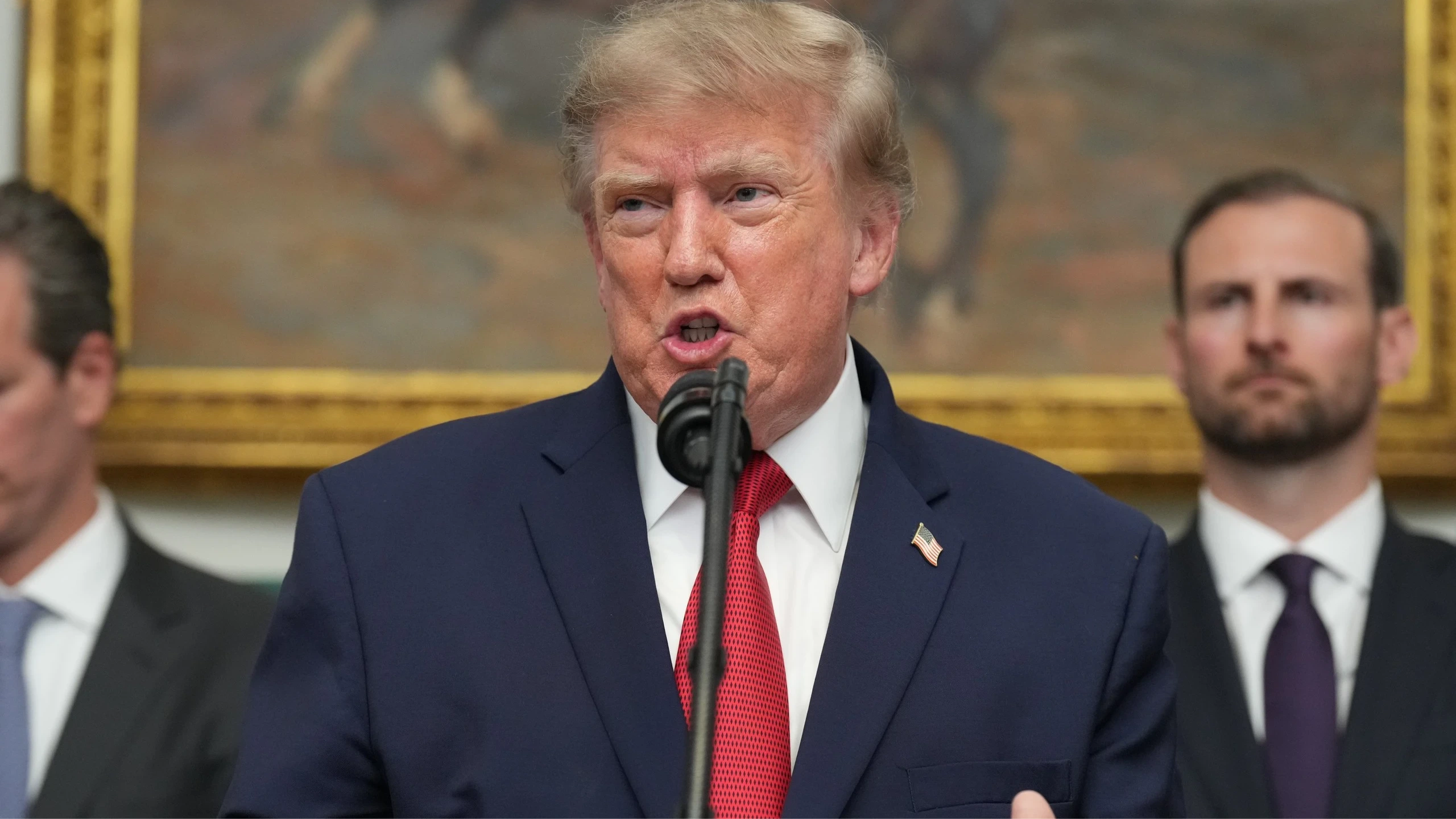 Tổng thống Mỹ Trump tuyên bố 'chiến tranh kinh tế' chống Iran