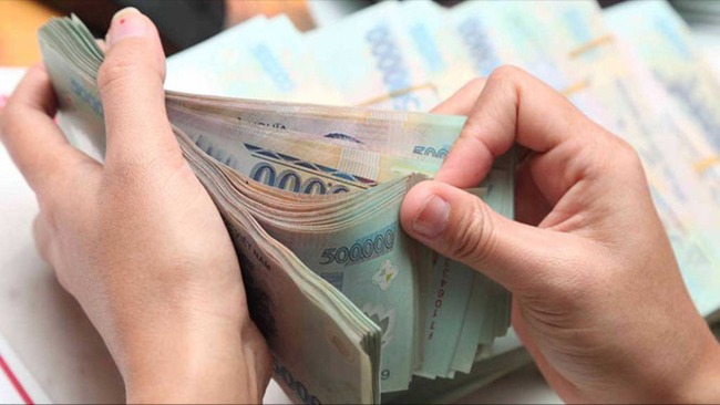 Nhiều ngân hàng trả lãi suất tiết kiệm trên 9%/năm