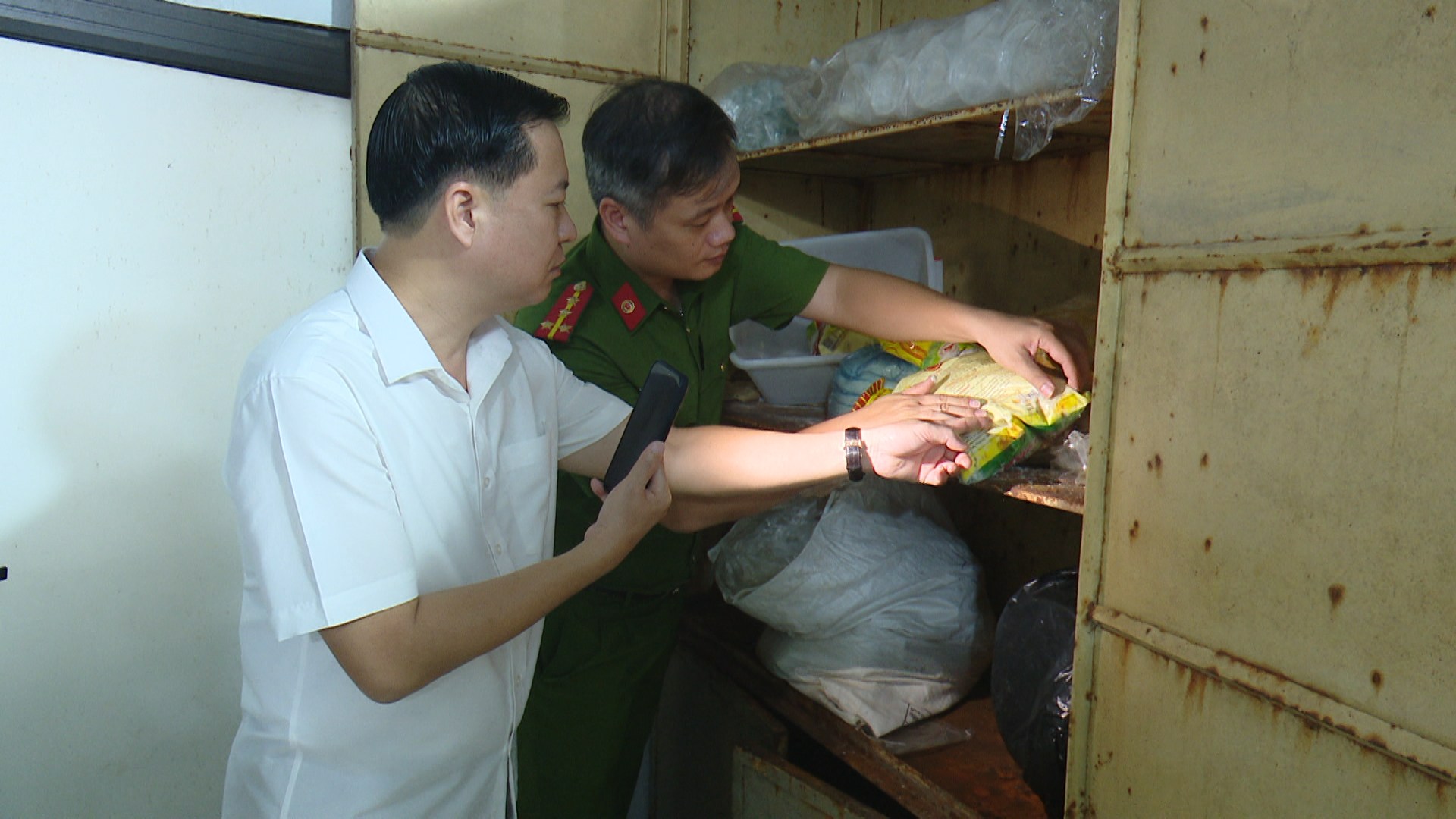 Hà Nội triển khai quy định mới về ghi nhãn thực phẩm