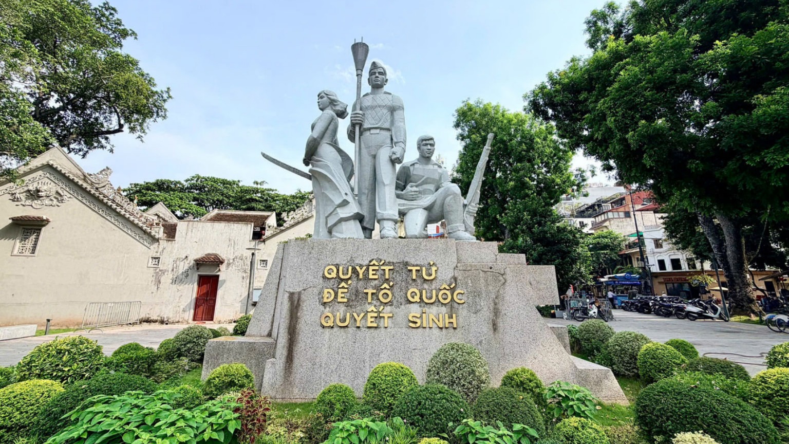 Hà Nội thống nhất chủ trương, nghiên cứu phương án di chuyển Tượng đài “Quyết tử để Tổ quốc quyết sinh”
