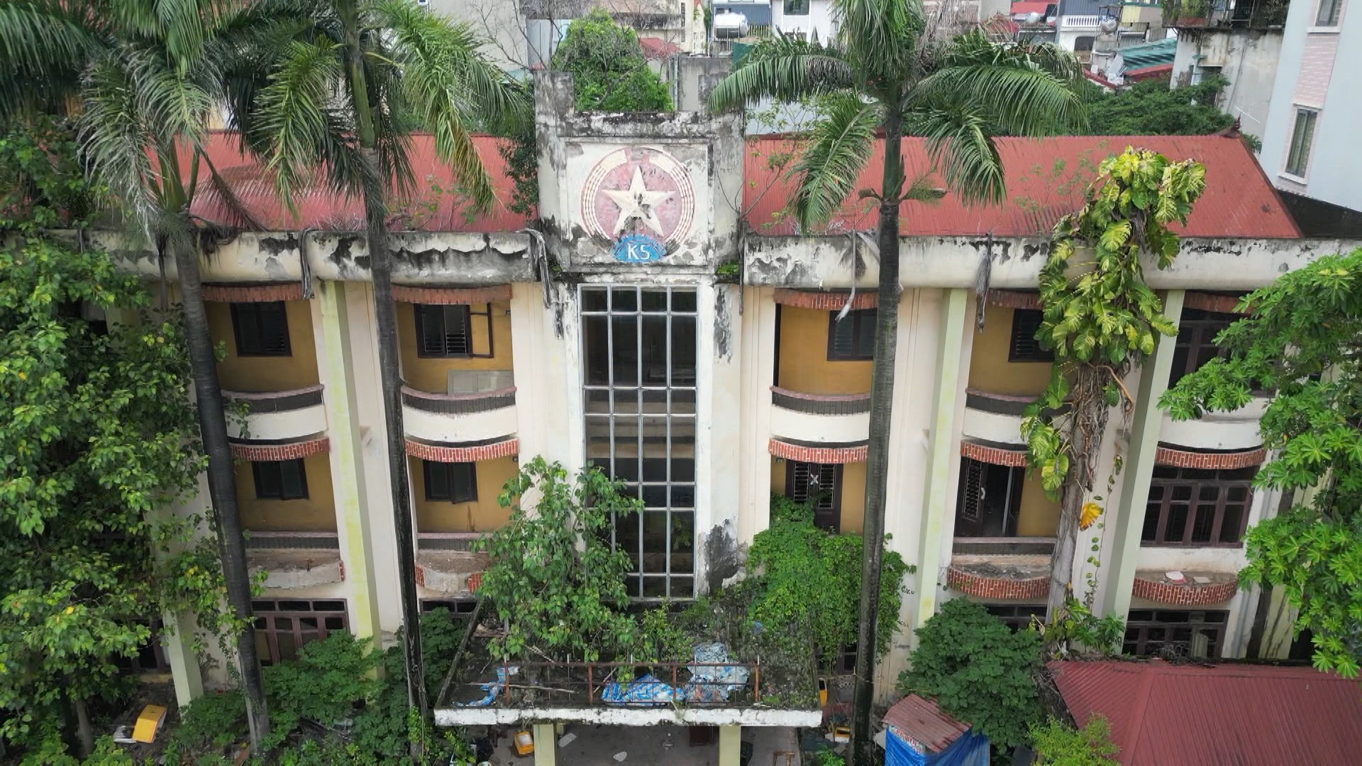 Tránh lãng phí trụ sở dôi dư