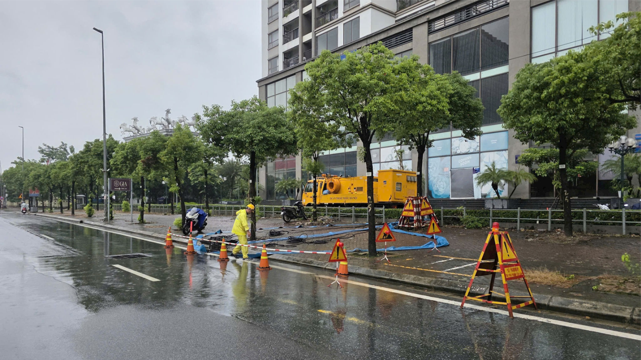 Sau những trận mưa lớn, Hà Nội đã khác