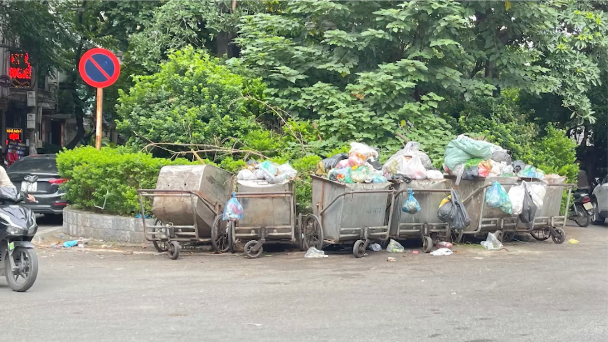 Phường Hồng Hà cần giải quyết dứt điểm rác thải tồn đọng