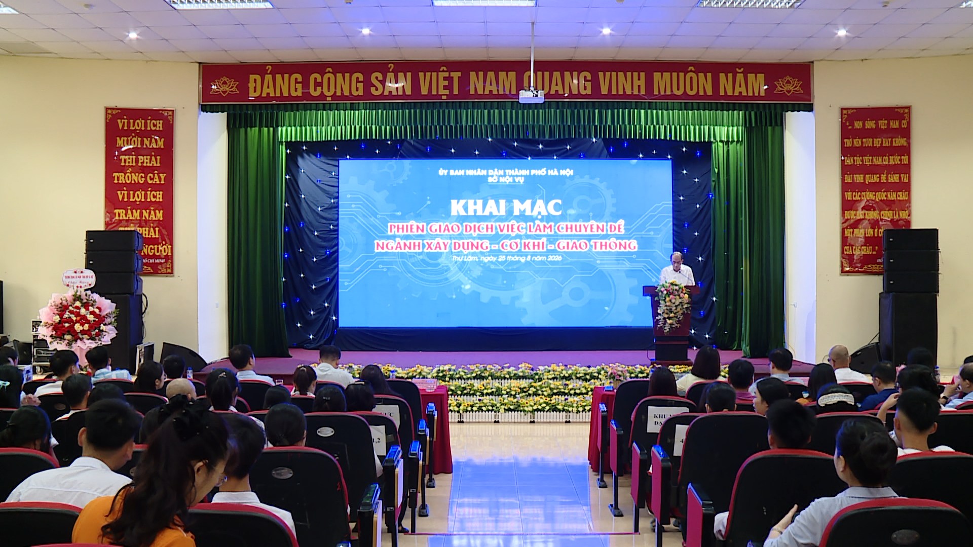 Kết nối nhân lực cho các dự án trọng điểm của Thủ đô