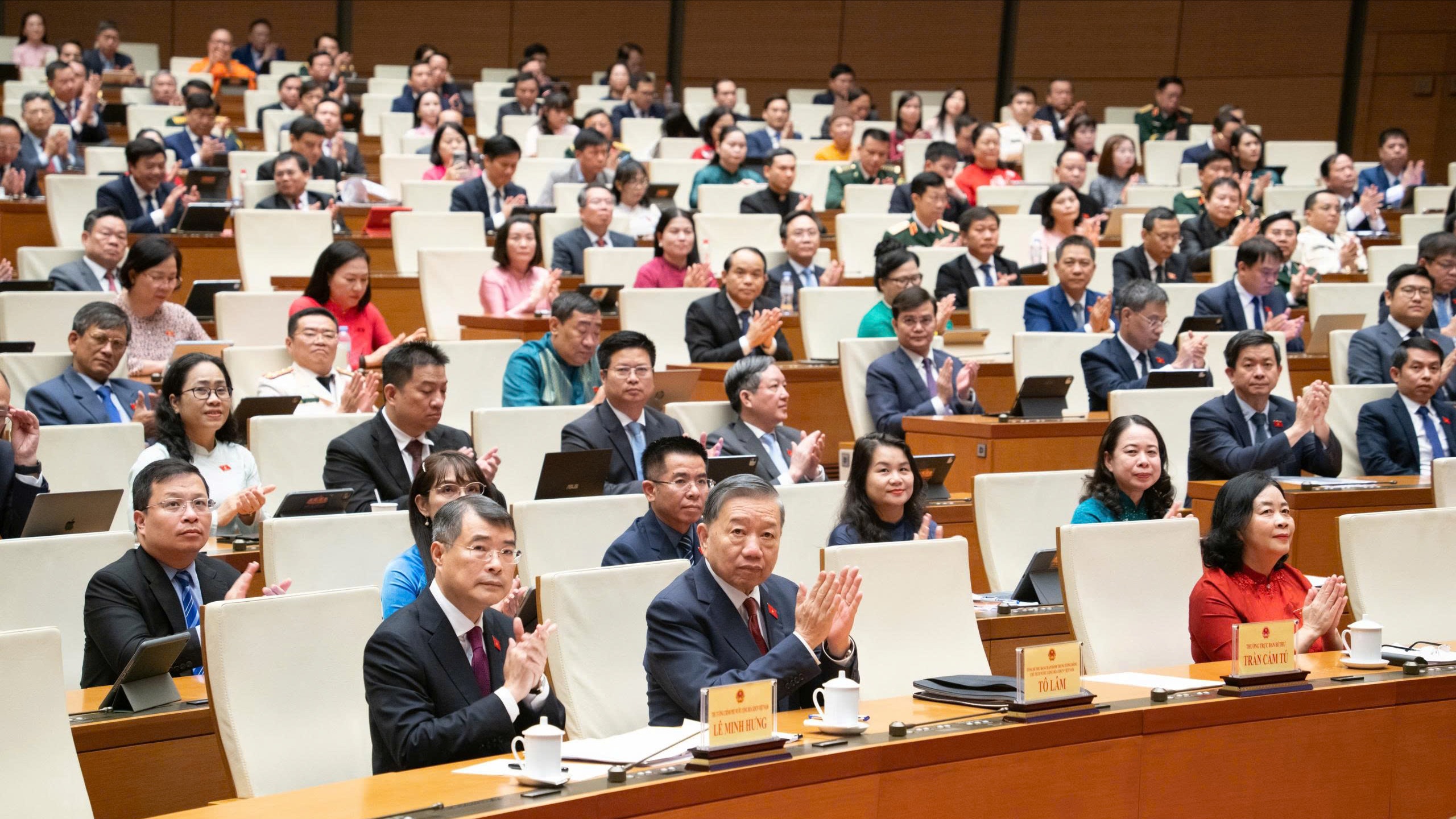 Kỳ họp kiến tạo thể chế, khơi thông nguồn lực phát triển
