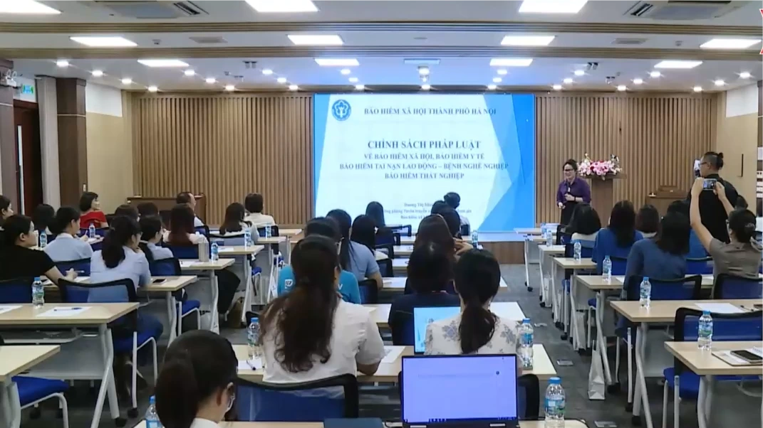 Đối thoại tháo gỡ vướng mắc về BHXH, BHYT