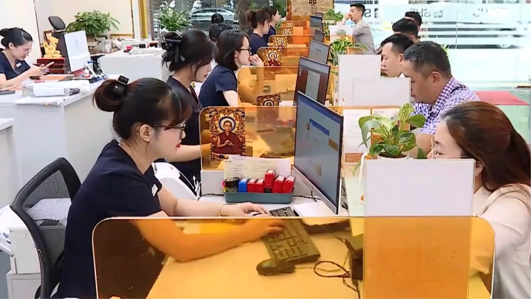 Thiết lập hàng rào an toàn khi ngân hàng ứng dụng AI