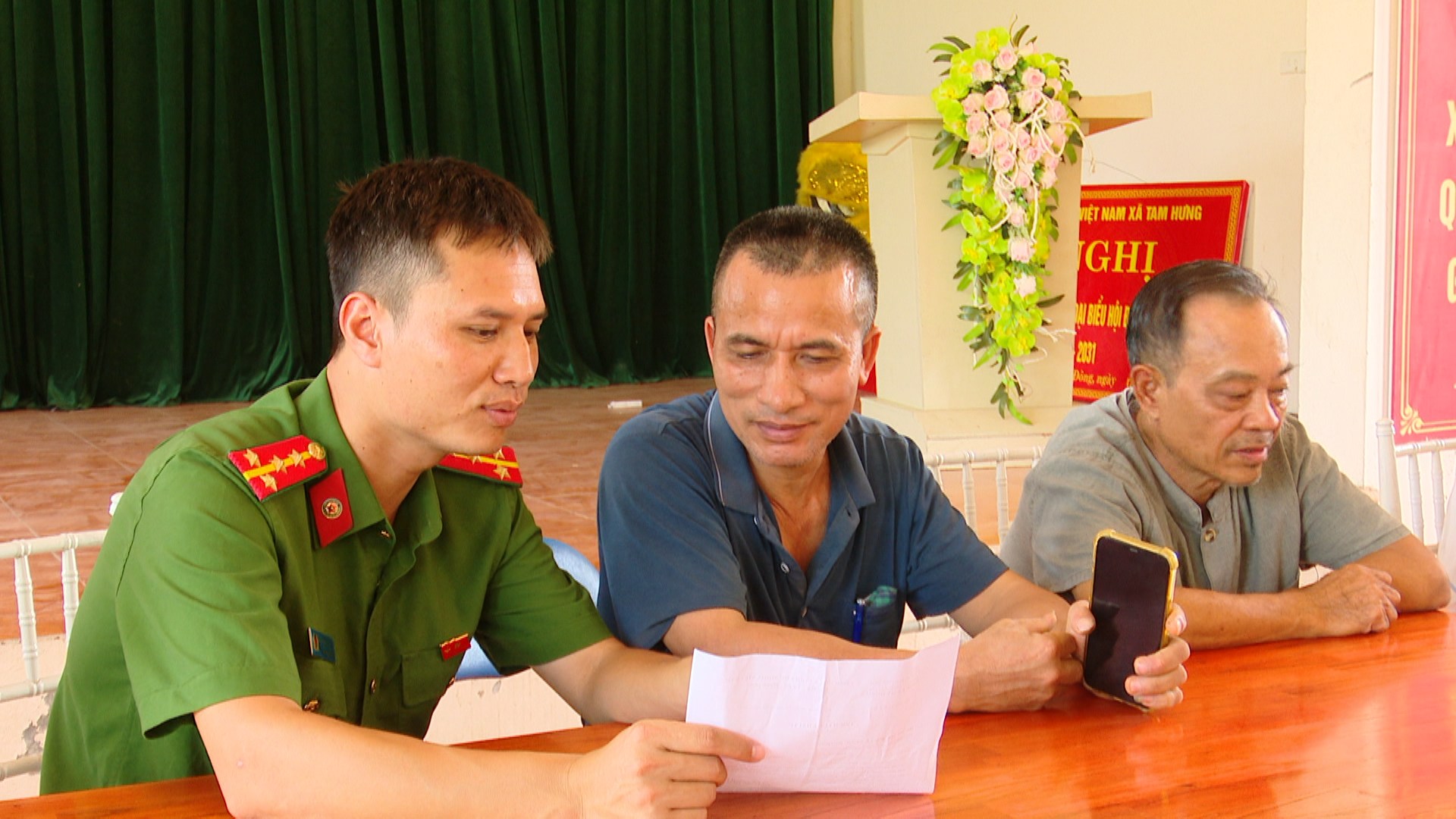 Xã Tam Hưng đẩy mạnh phong trào vì an ninh Tổ quốc 