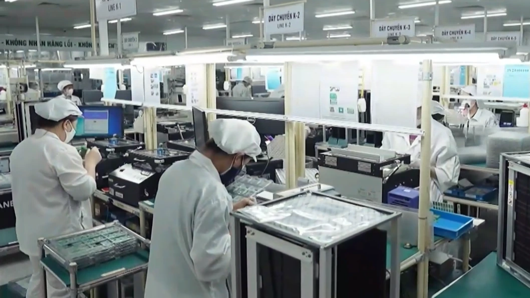 Thu nhập 20 triệu đồng/tháng vẫn khó tuyển công nhân kỹ thuật
