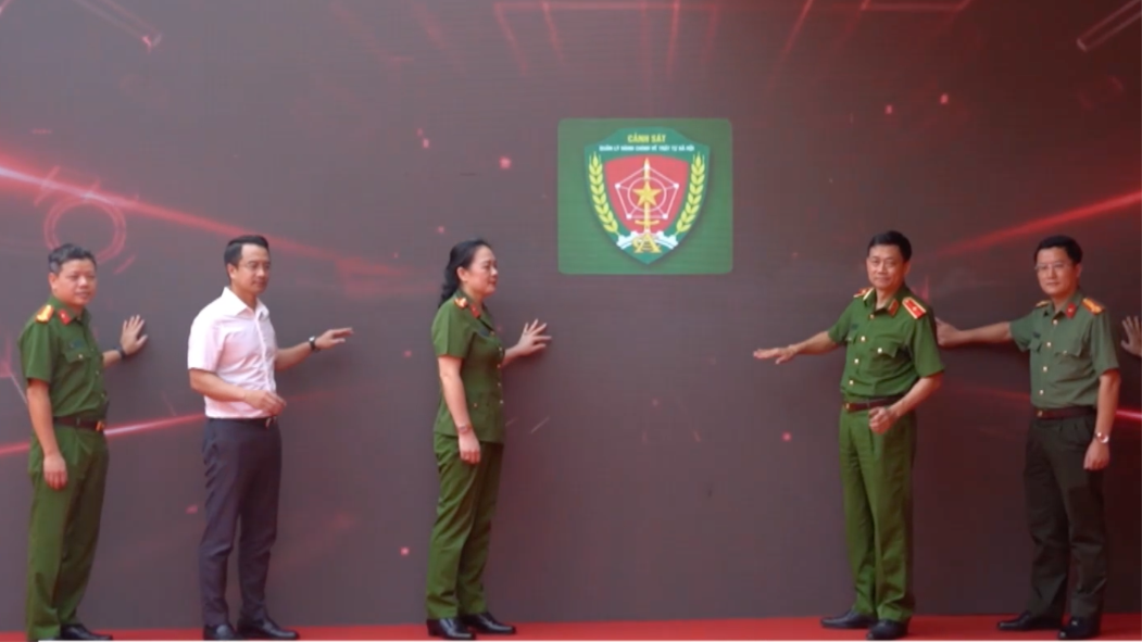 Trạm cảnh sát thông minh – tiện ích từ công nghệ