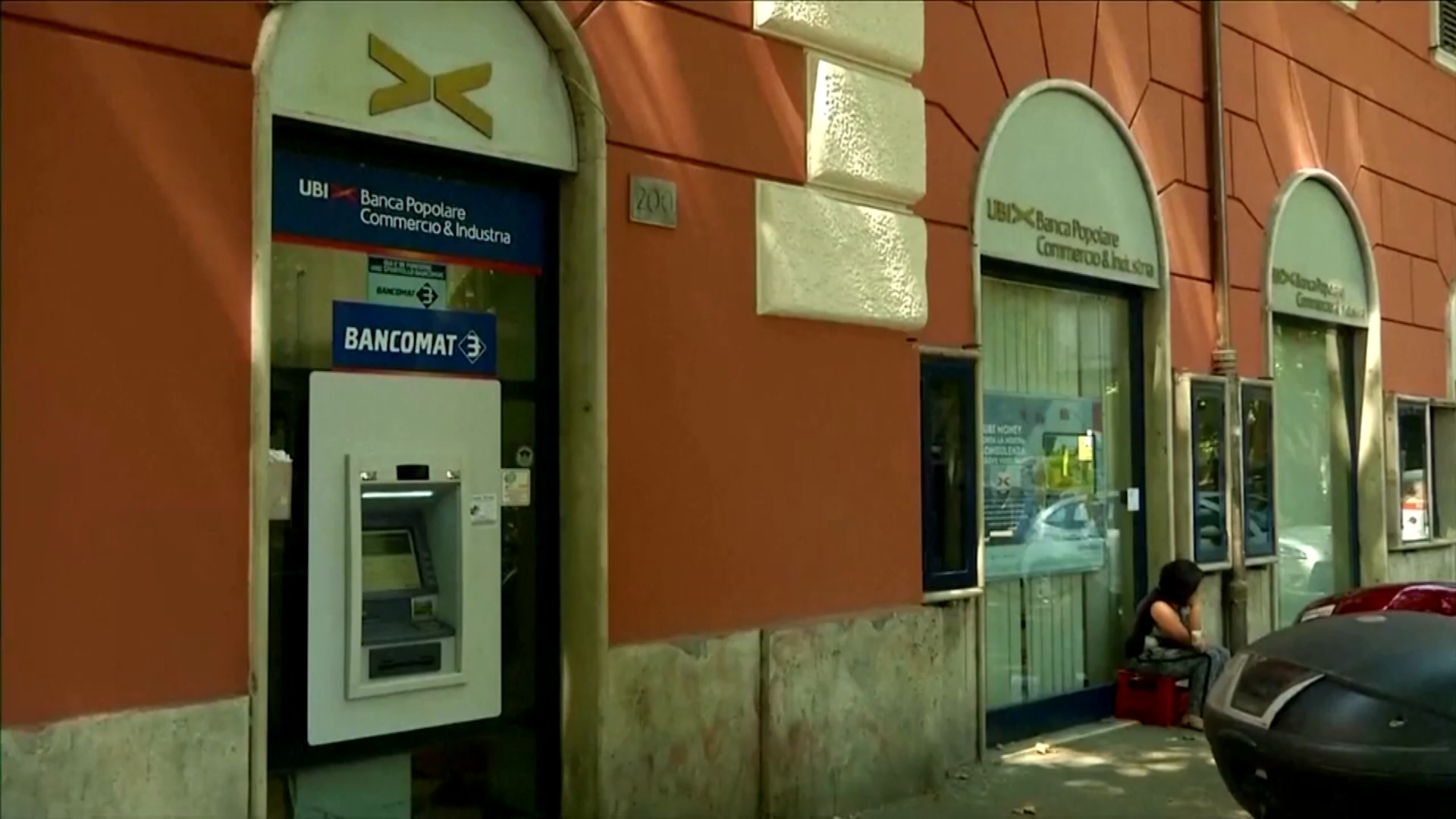 Pháp vượt Italy trở thành 'điểm nóng' đầu tư trái phiếu