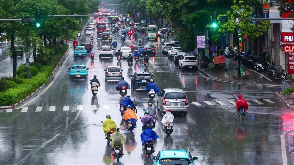 Vì sao mưa tiếp diễn tại Hà Nội trong nhiều ngày tới?