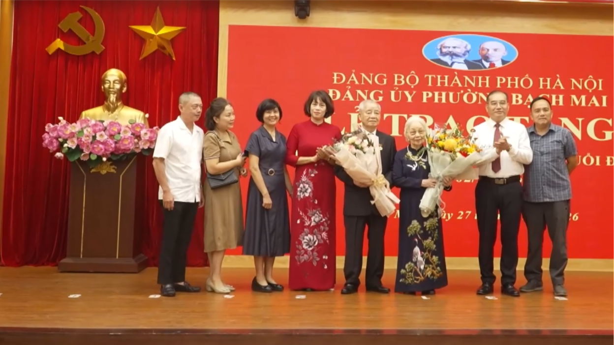 Tri ân những Đảng viên lão thành, trọn đời cống hiến cho Đảng