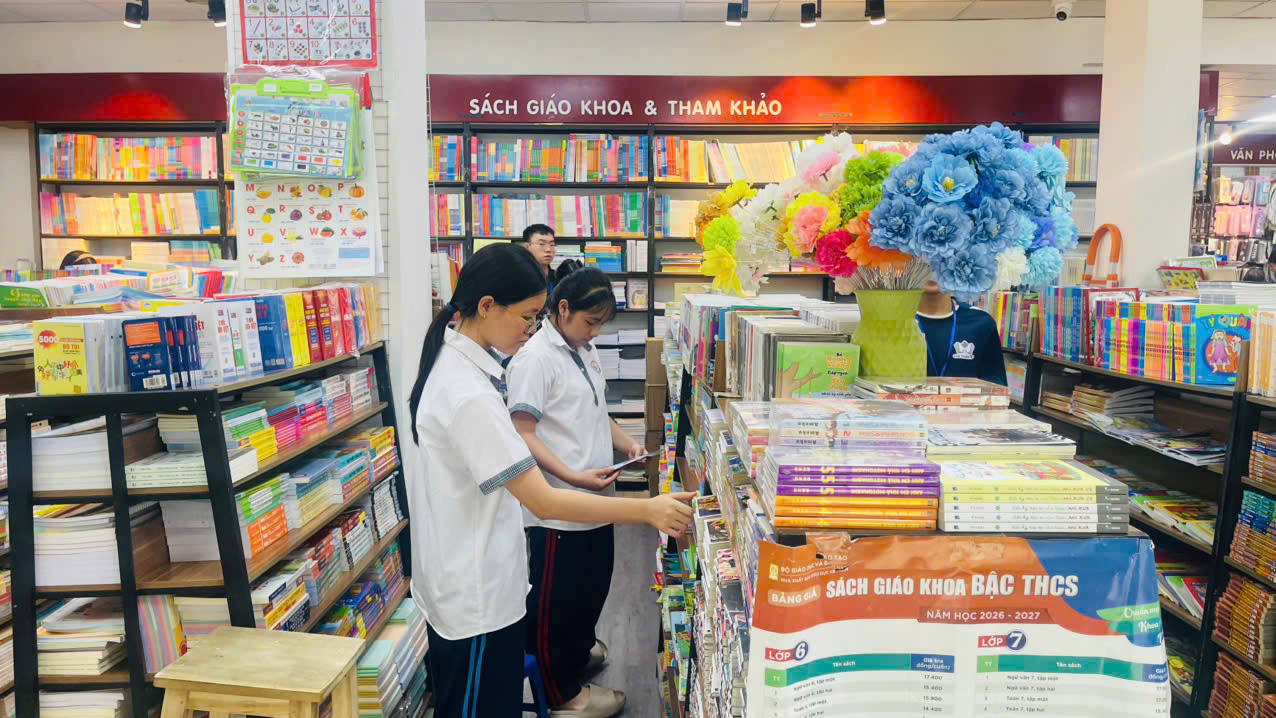 Hà Nội miễn phí SGK từ năm học 2027-2028, áp dụng cơ chế “mượn - trả”