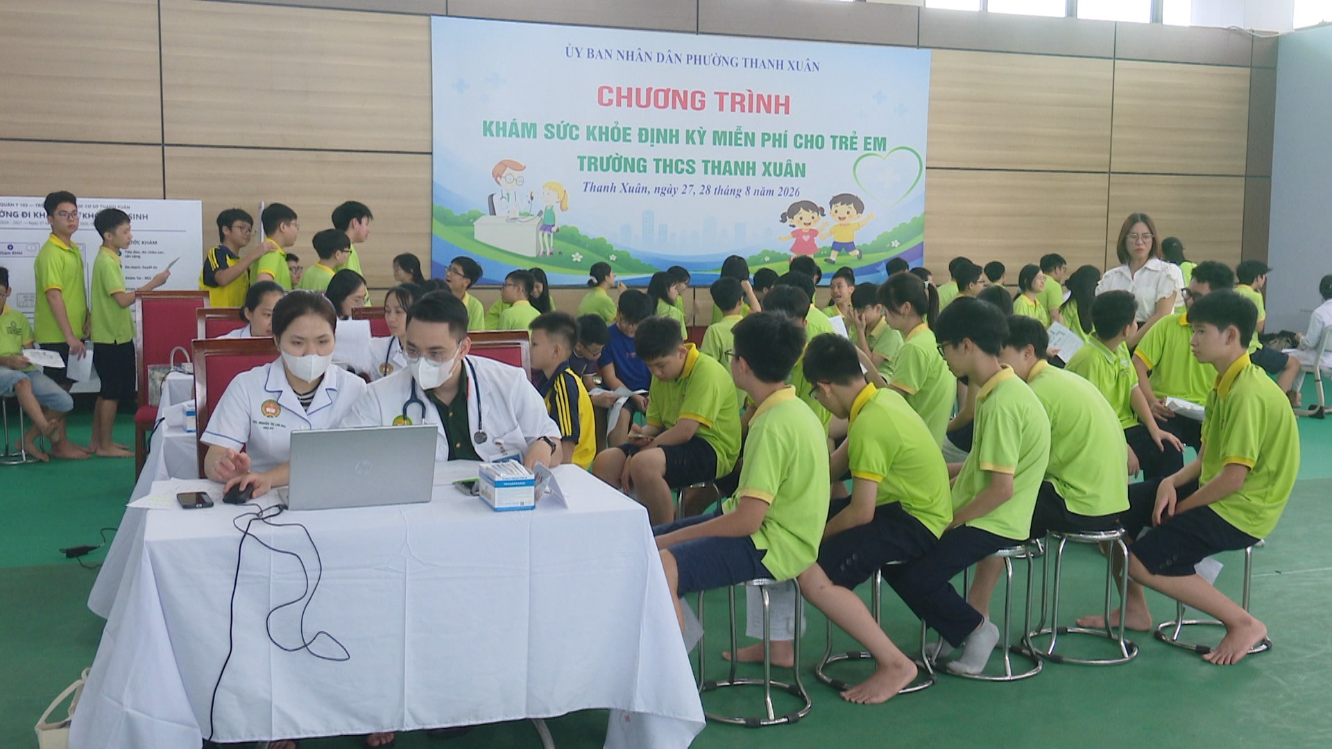 Khám miễn phí và cập nhật hồ sơ sức khỏe điện tử cho học sinh