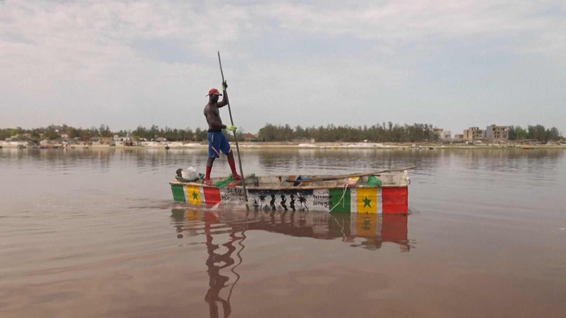 Senegal: Hồ nước màu hồng hồi sinh sau nhiều năm lũ lụt