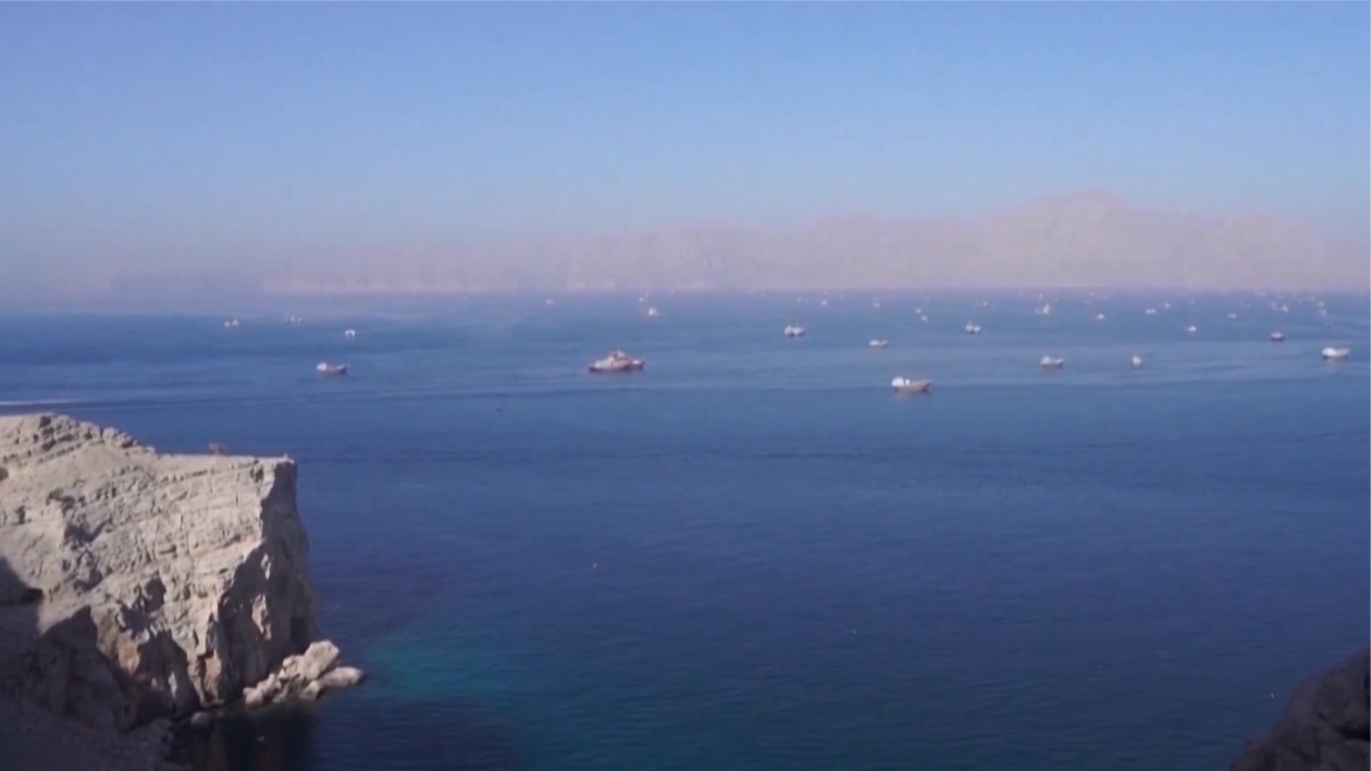 Iran - Oman tiến gần thỏa thuận về kiểm soát Hormuz