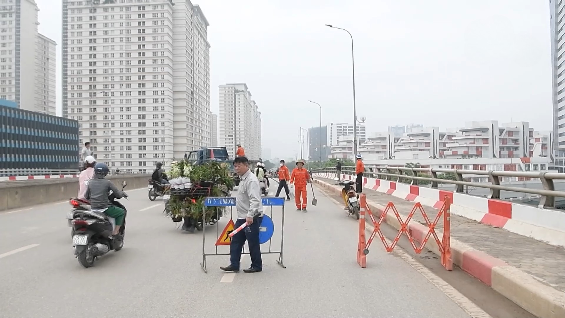 Rà soát, xử lý vi phạm hành lang ATGT đường bộ