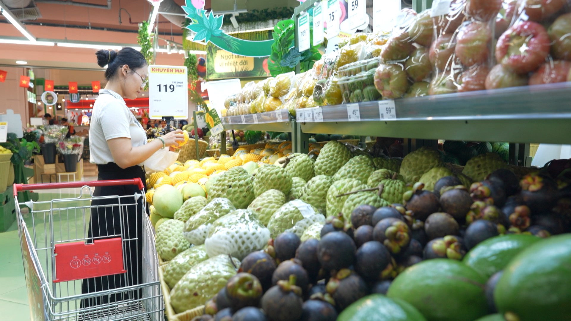 Hà Nội: Sức mua tăng, nhiều dư địa thị trường cuối năm