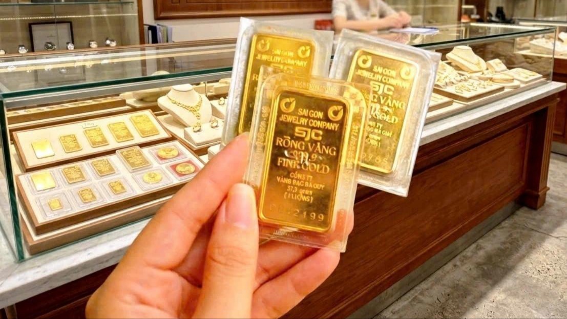 Tổng quan thị trường sáng ngày 31/8