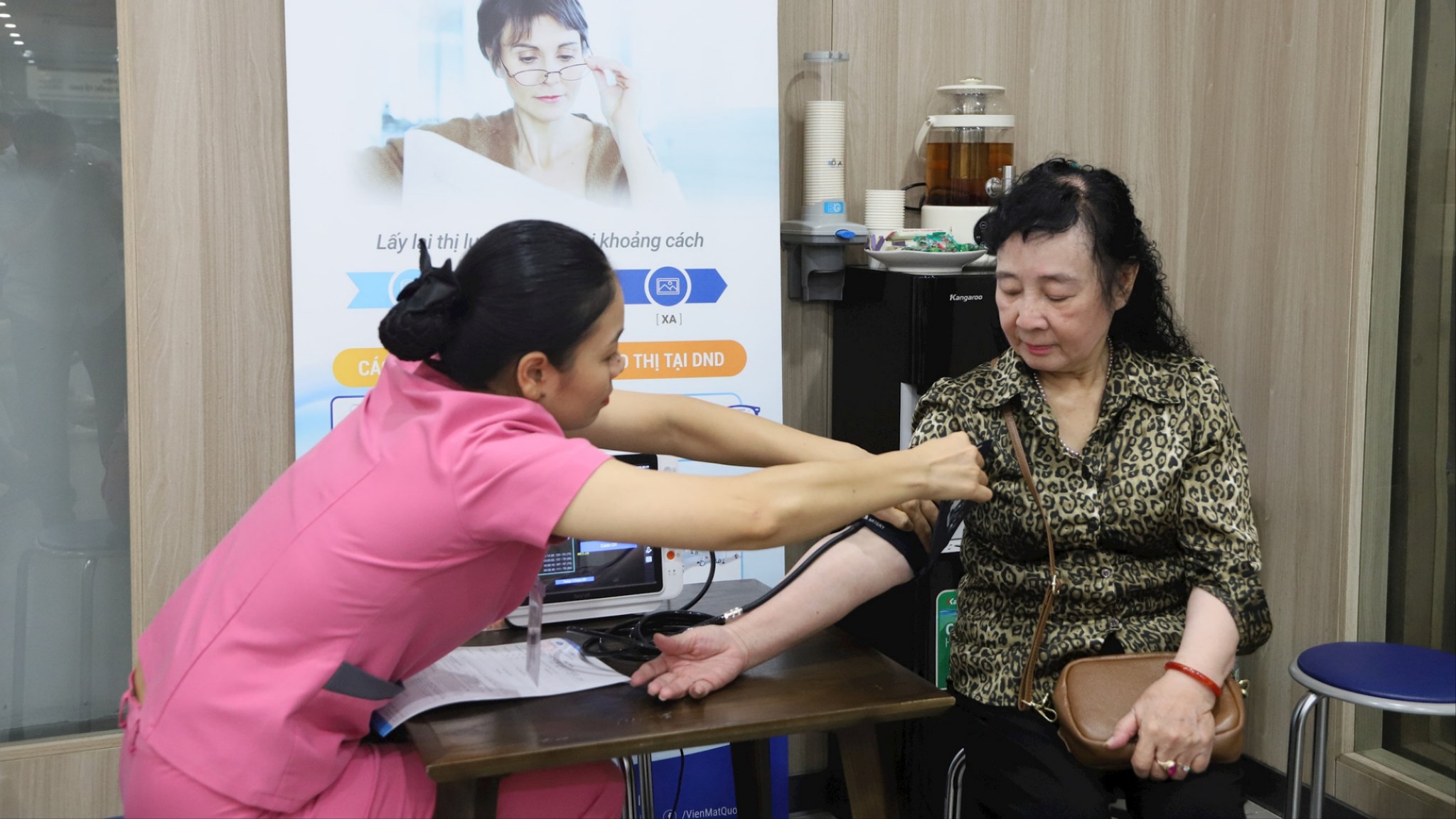Mở rộng trợ cấp hưu trí xã hội cho người từ 70 tuổi