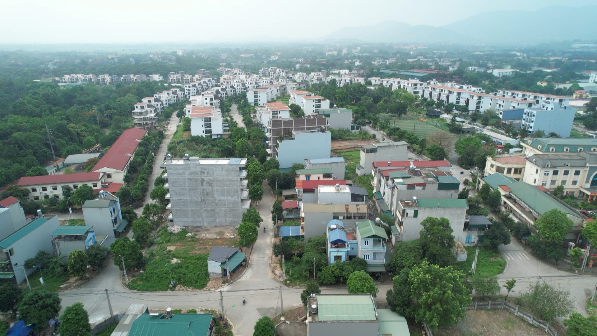 Giá đất nền giảm hơn 31% so với đỉnh năm 2025