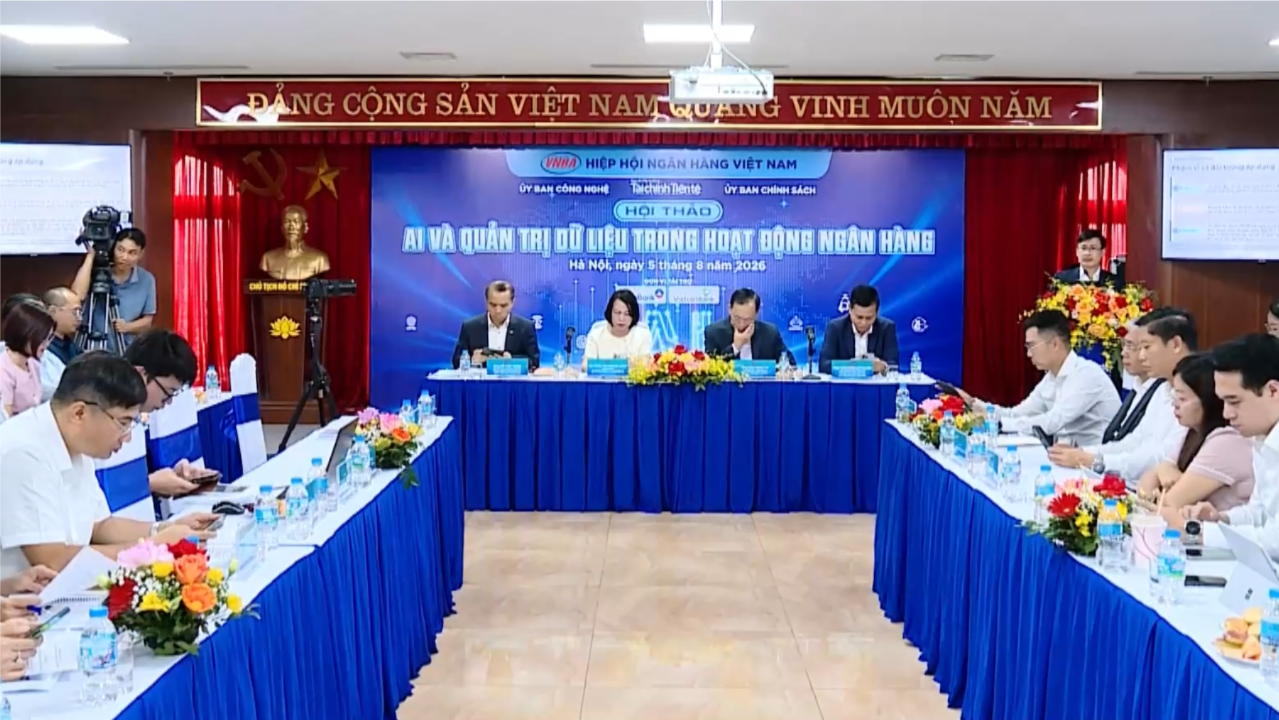 Ngành ngân hàng tăng tốc chuyển đổi số nhờ AI và dữ liệu
