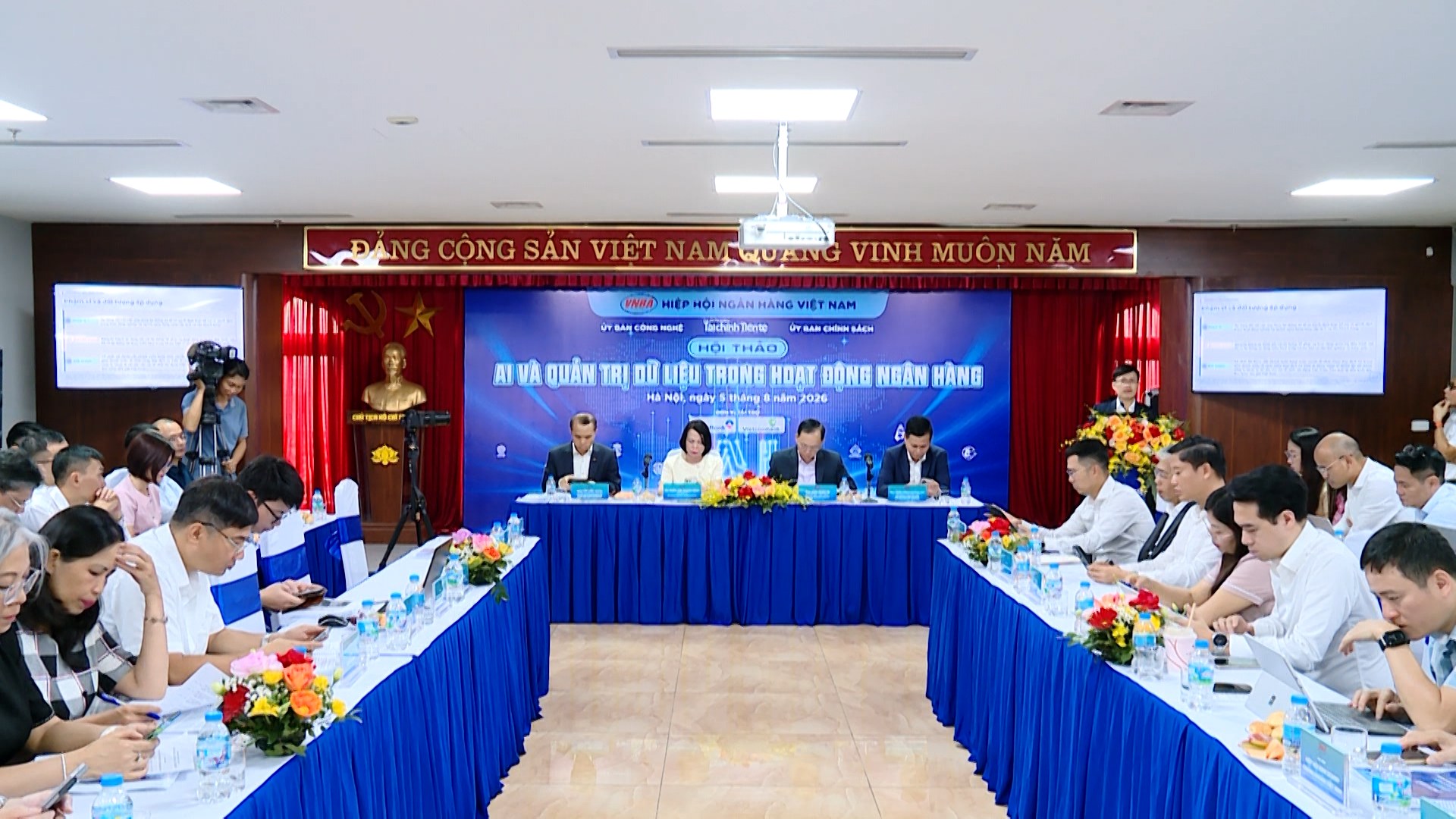 AI tái định hình hoạt động ngân hàng từ dữ liệu thông minh
