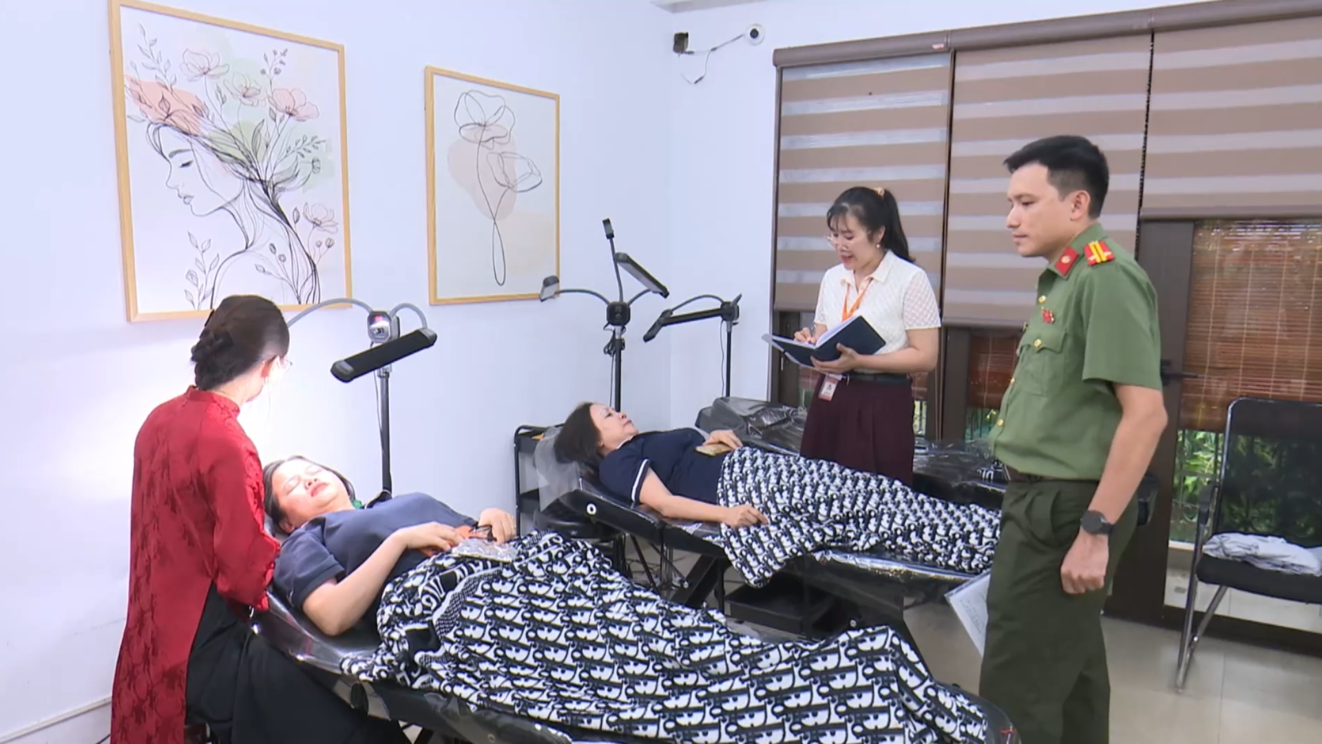 Phường Phương Liệt siết chặt quản lý cơ sở làm đẹp, thẩm mỹ