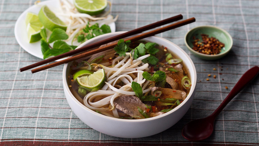 Phở Việt - Hành trình của một sứ giả văn hóa