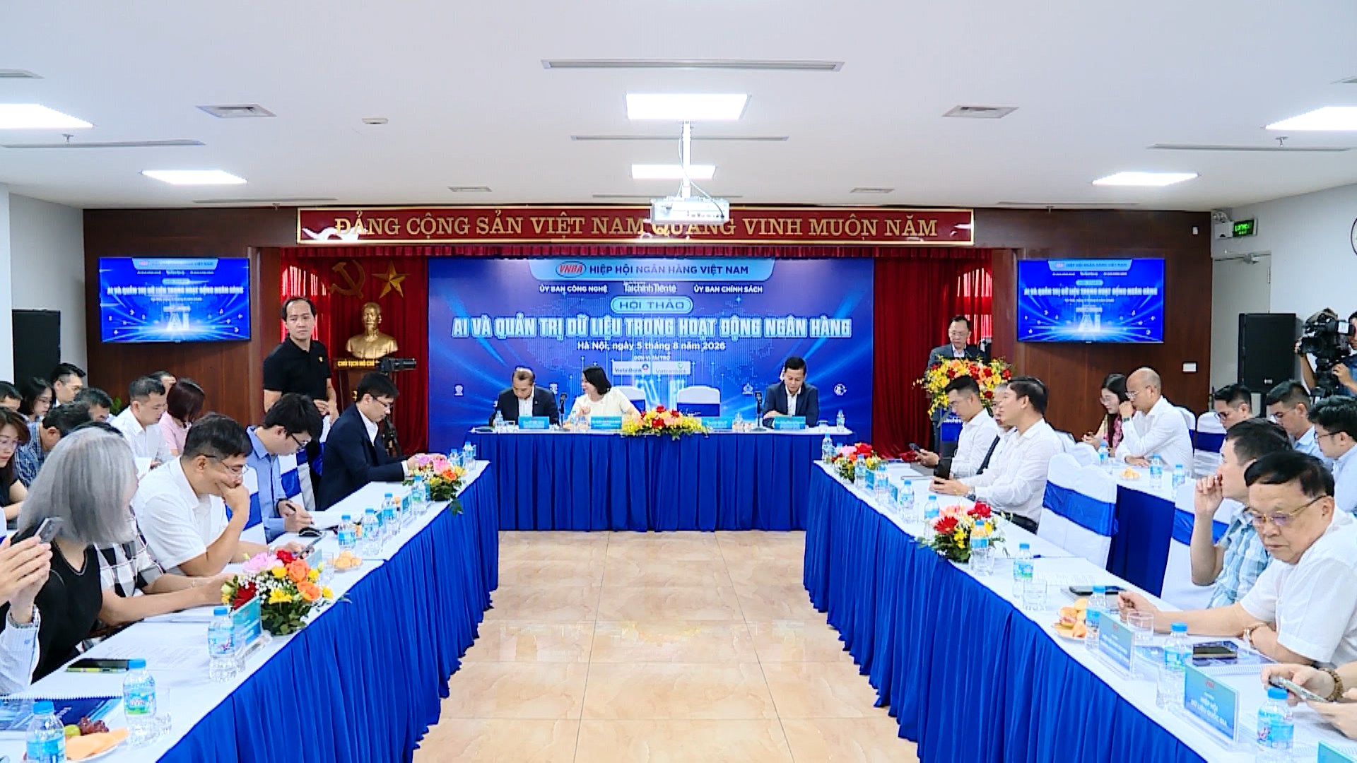 AI và quản trị dữ liệu trong hoạt động ngân hàng