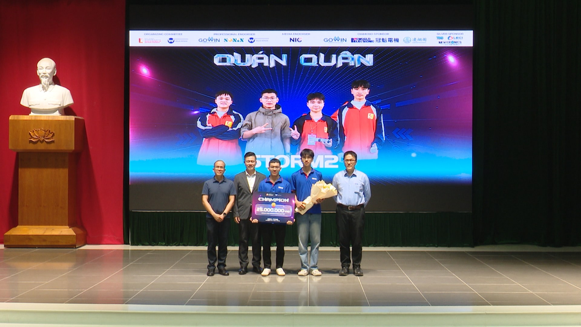 Lan tỏa đam mê nghiên cứu công nghệ bán dẫn trong sinh viên