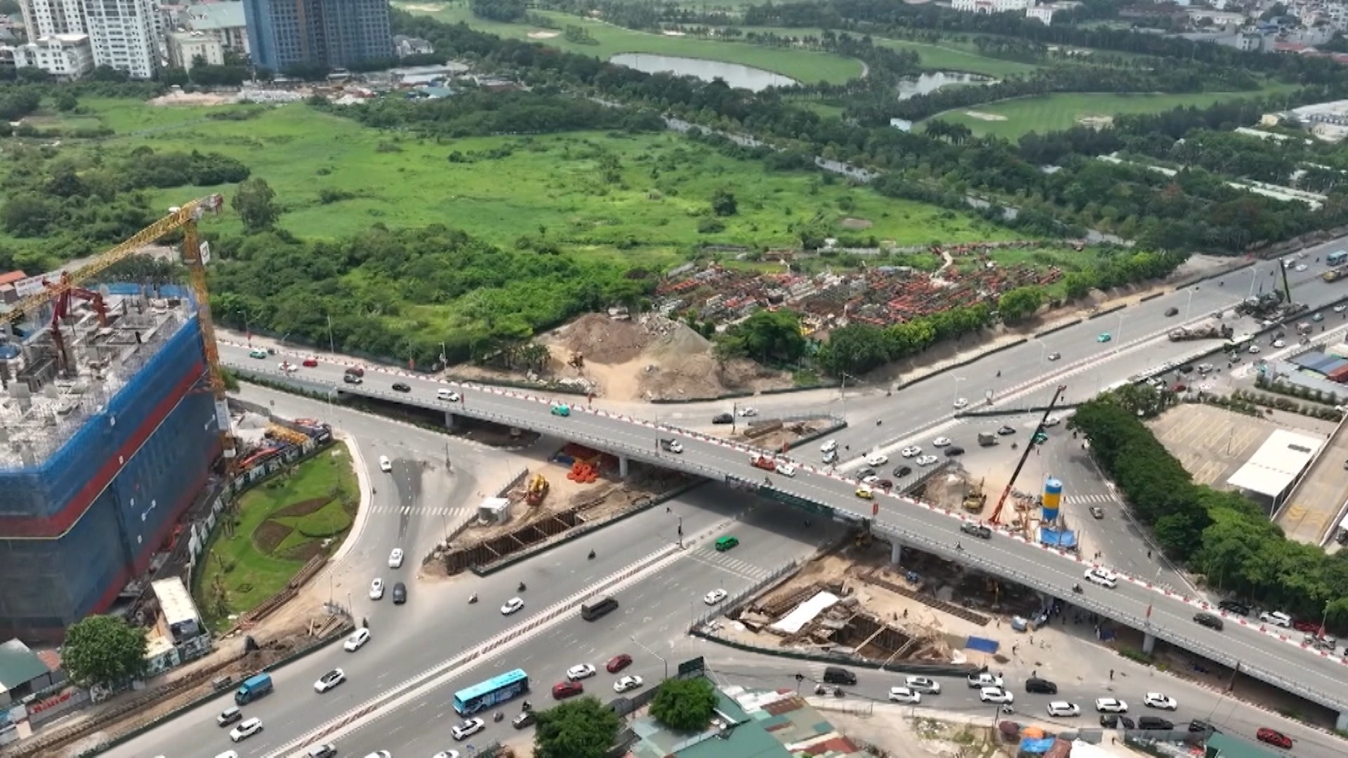 Đẩy nhanh tiến độ thi công hầm chui Cổ Linh