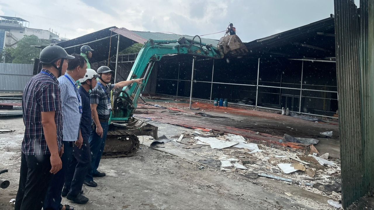 Phường Thanh Liệt xử lý dứt điểm công trình vi phạm trên đất nông nghiệp, đất công