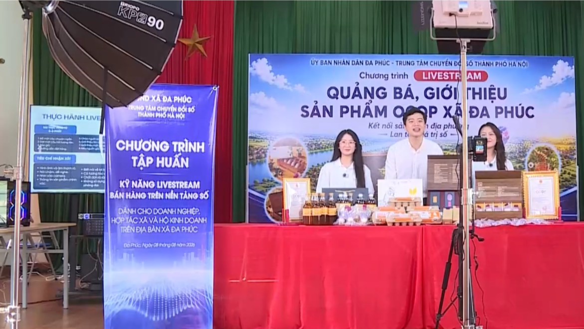 Giúp nông dân đưa nông sản lên sàn