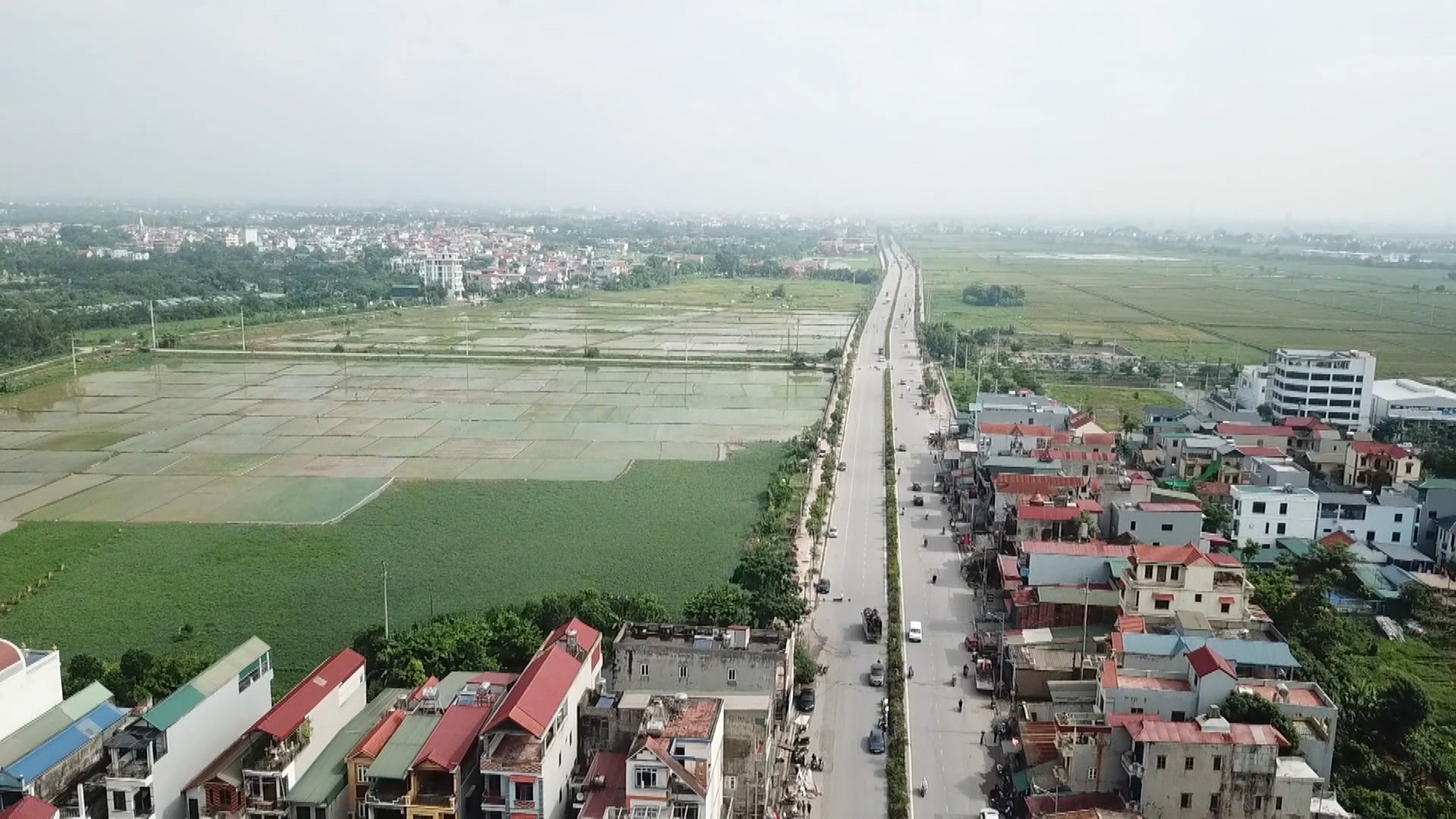 Gỡ vướng mặt bằng, đẩy nhanh tiến độ thi công Quốc lộ 21B