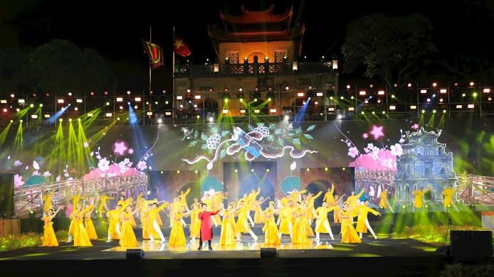 Khơi thông nguồn lực, mở rộng dư địa phát triển văn hóa 