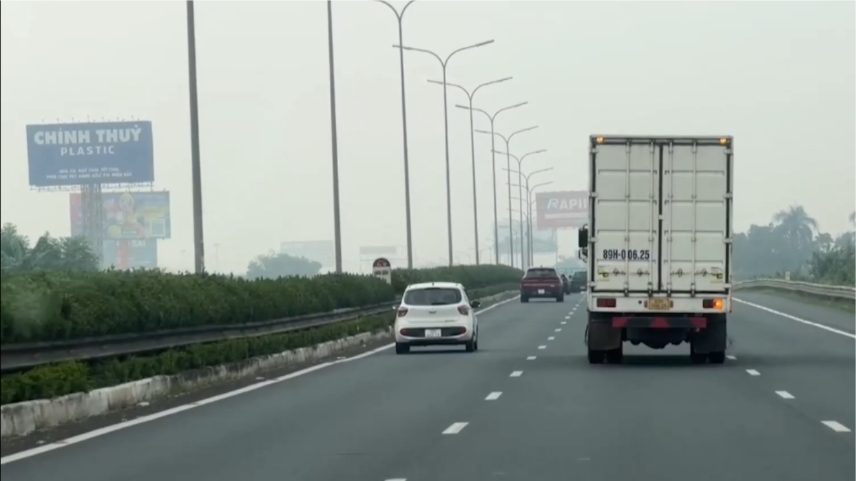 Chính phủ yêu cầu rà soát kỹ quy định về khoảng cách an toàn 