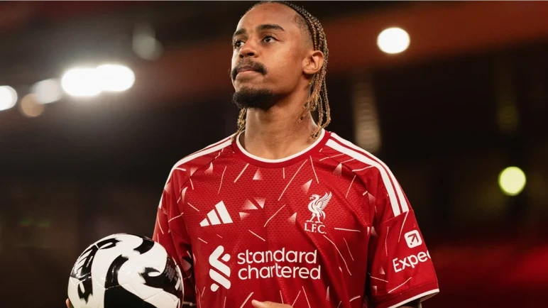 Bradley Barcola trở thành hy vọng mới của Liverpool