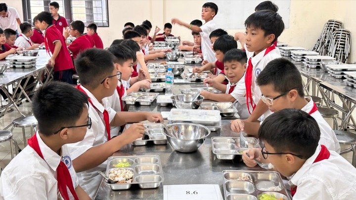 Chủ động từ cơ sở để bữa ăn bán trú an toàn