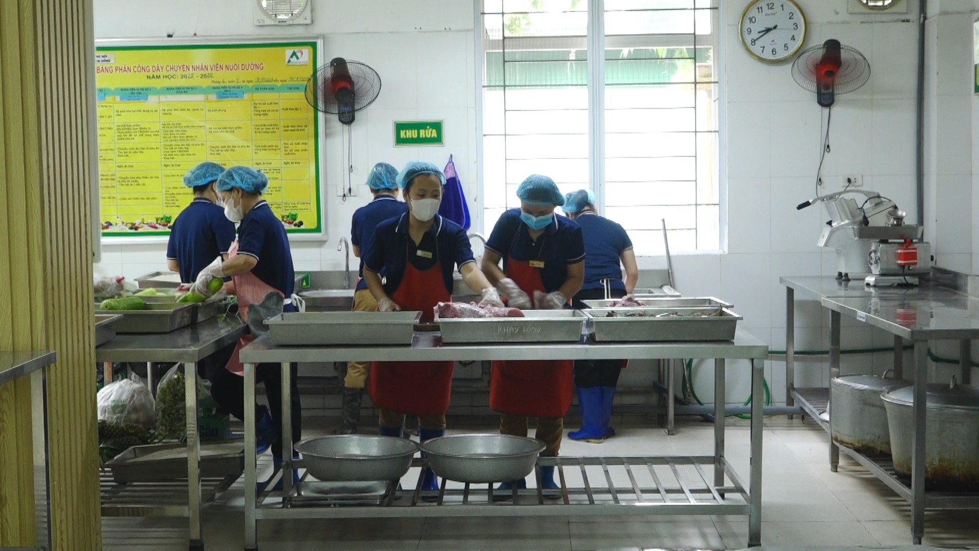 Phường Dương Nội đảm bảo an toàn bữa ăn bán trú