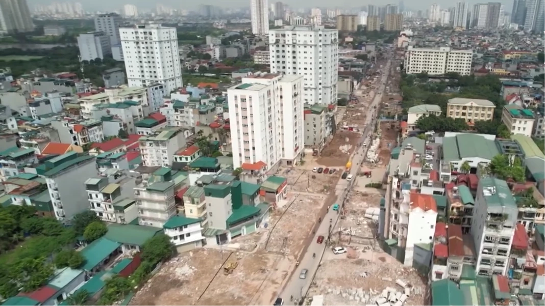 Dự án mở rộng đường Lĩnh Nam tăng tốc giải phóng mặt bằng