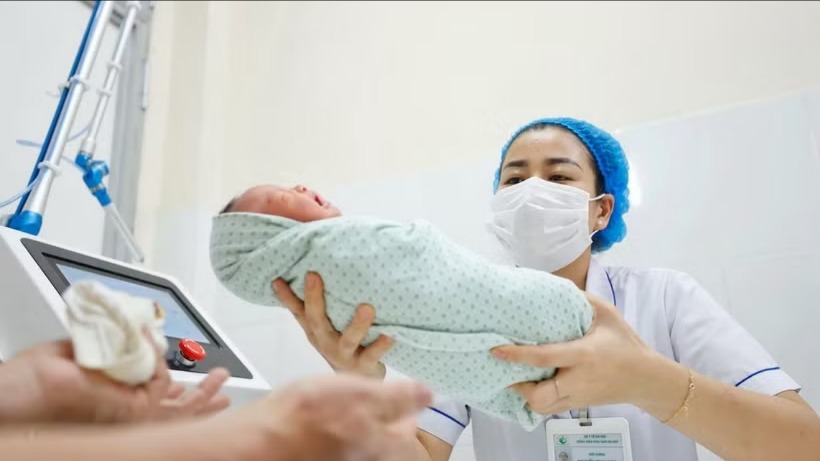Hà Nội dự kiến chi 4 triệu đồng cho phụ nữ sinh đủ hai con trước 35 tuổi