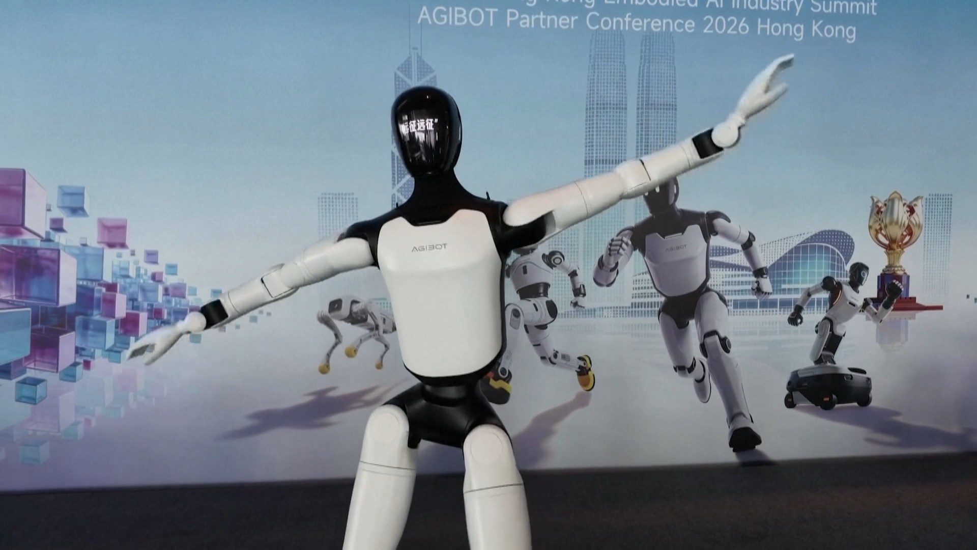 Trung Quốc: Robot hình người trình diễn vũ đạo ấn tượng